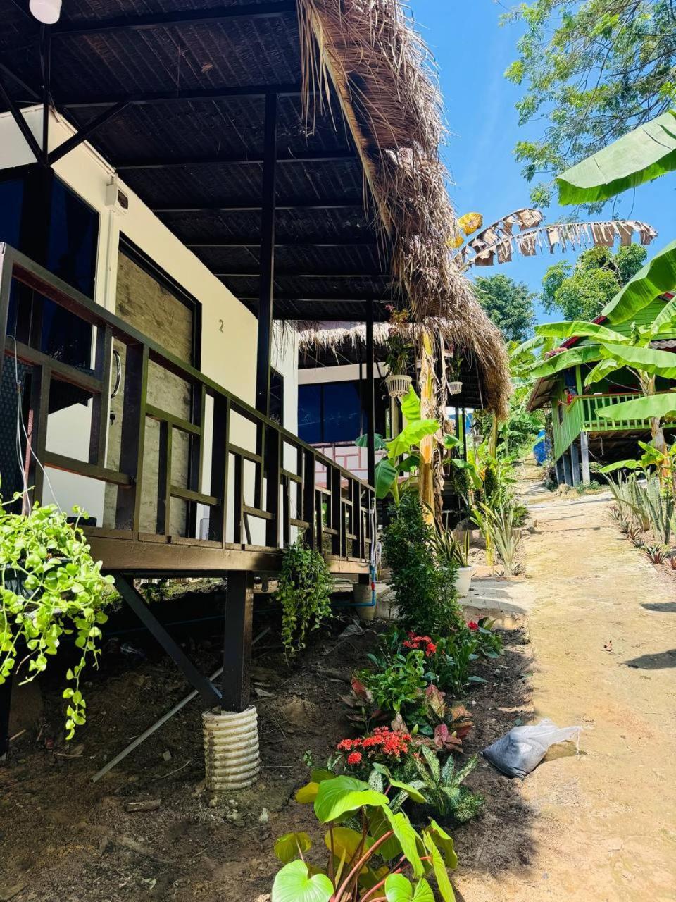 Real Hostel Kaoh Touch エクステリア 写真